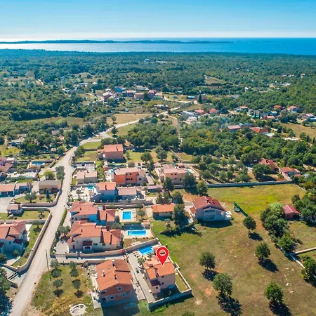 Awesome Home In Golubovo With House Sea View